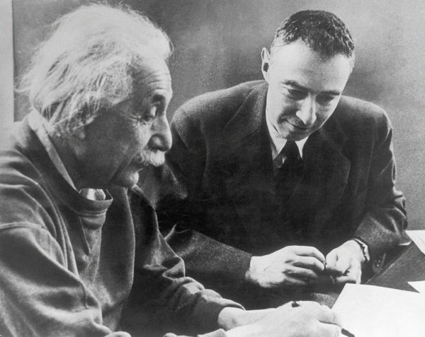 In 1947 Albert Einstein, the German physicist who became a naturalized American, tells J. Robert Oppenheimer, director of the Institute for atomic research in the USA, about his attempts to explain matter in terms of space (Photo by Keystone, France)
